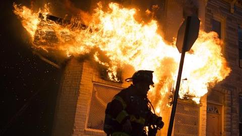 Jornada violenta en Baltimore.