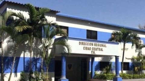 La Dirección Regional Cibao Central de la Policía Nacional realizó las detenciones.