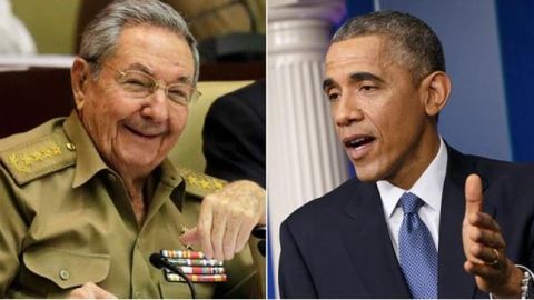 Raúl Castro (izq.) y Barack Obama (der.) volverán a estrechar las manos hoy.