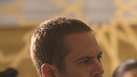 Paul Walker y Vin Diesel en 'Furious 7', que está a un paso de alcanzar los $1,000 millones.