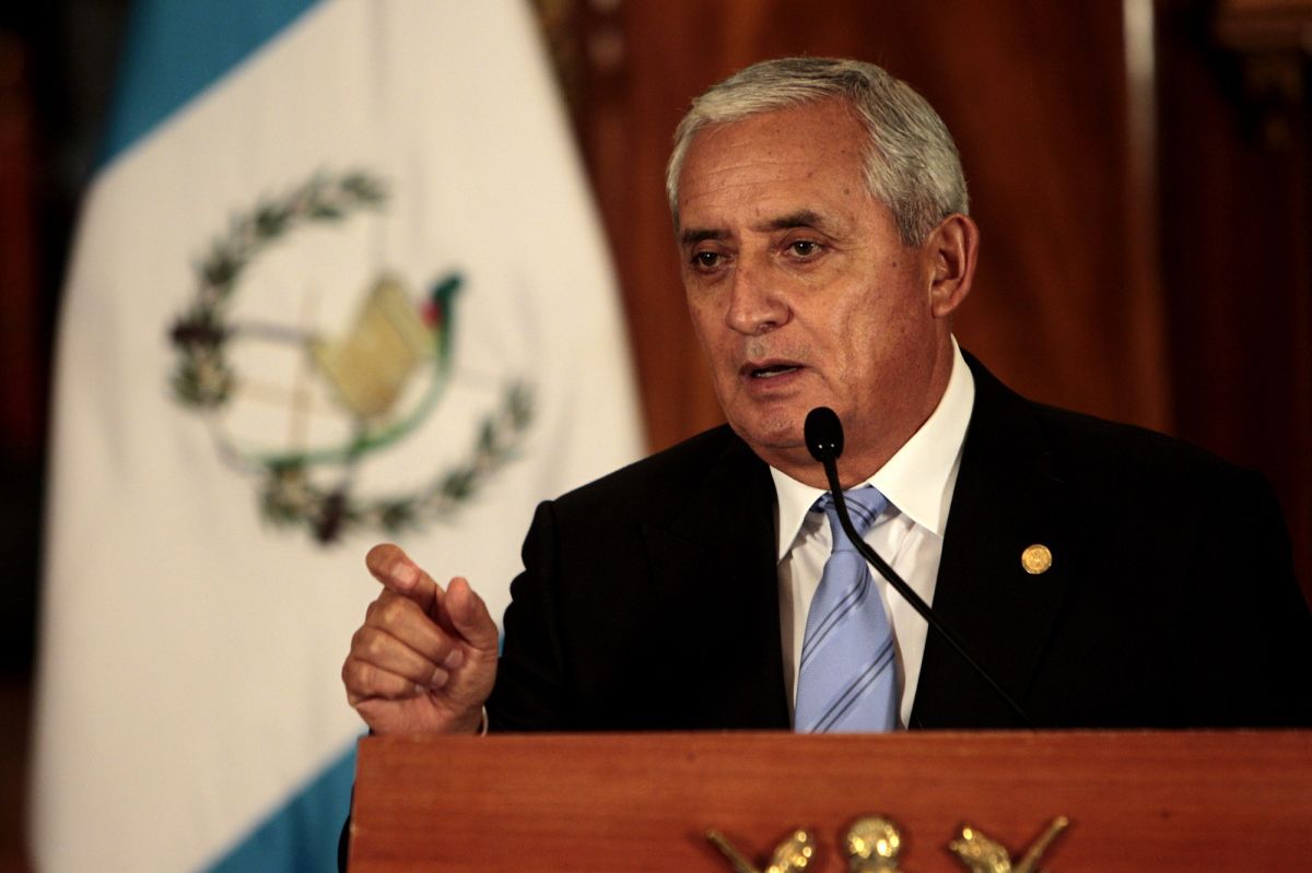  Otto Pérez Molina  anunció que acepta la renuncia de la Vicepresidenta.