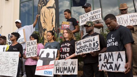 Protesta por la muerte del ciudadano negro Walter Scott a manos de un policía.