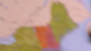 Dos hermanos indocumentados se preparan para recibir sus títulos universitarios de Cal State LA y UC Irvine.