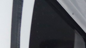 Una médica forense transporta un cuerpo durante un simulacro en el condado de Los Ángeles.