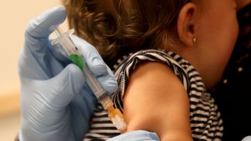 Procura obtener las vacunas necesarias para prevenir contagio de sarampión.