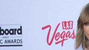 Taylor Swift busca novio a Gigi Hadid