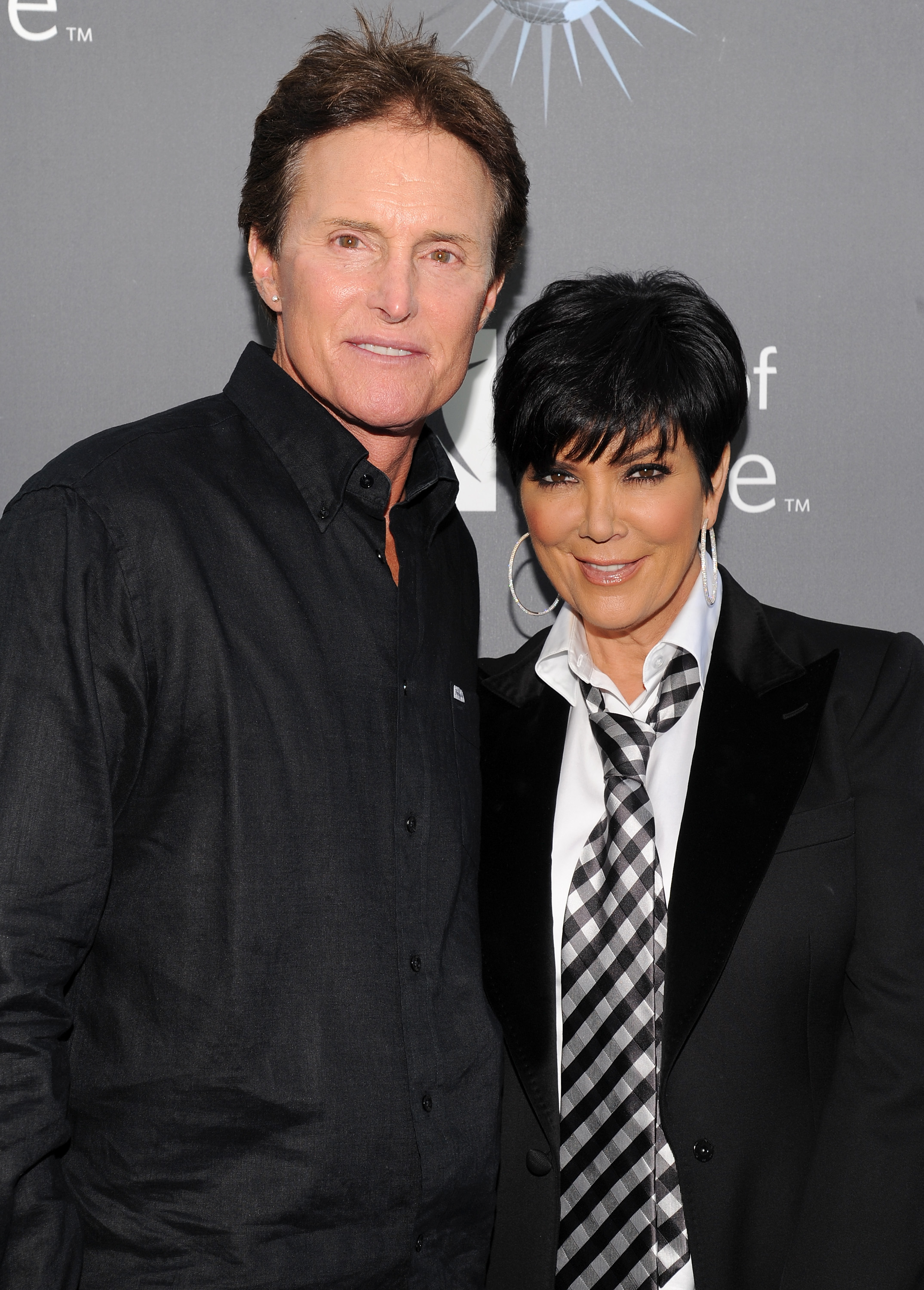 Bruce y Kris Jenner en 2011. La situación entre ambos está... tensa.
