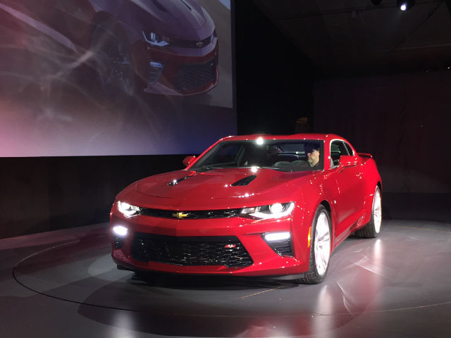 Chevrolet presentó el nuevo Camaro del 2016 - La Opinión