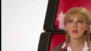 Hasta se vistió con el uniforme escolar del video de "Baby one more time".