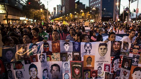 La demanda de justicia justicia en el caso de Ayotzinapa no cesa.