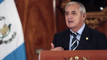 PRESIDENTE GUATEMALTECO DESTITUYE A MINISTROS DE GOBERNACIÓN, AMBIENTE Y ENERGÍA