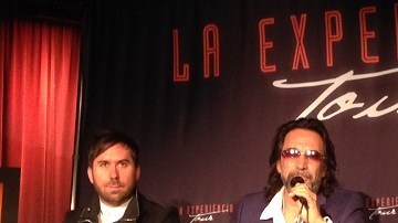 De izq. a der., Pablo Hurtado, Marco Antonio Solís y Mario Domm anuncian nueva gira y comparten experiencias profesionales en Los Ángeles.