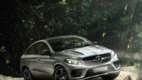 mercedes benz jurassic world