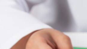 Demandan de material médico.