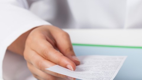 Demandan de material médico.