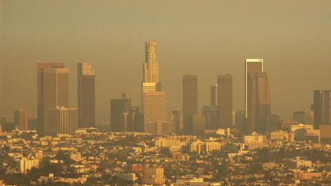 Capa de contaminación en Los Ángeles (Getty Images)