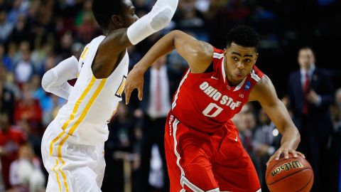 D'Angelo Russell, de la Universidad de Ohio State, ha elevado sus bonos tras sesiones de entrenamiento previas al Draft. GETTY IMAGES