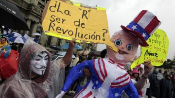 Con manifestaciones multitudinarias el pueblo pide la renuncia del presidente guatemalteco, Otto Pérez Molina.