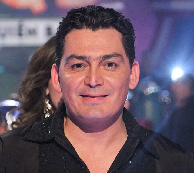 José Manuel Figueroa canta desde la década pasada pero sus escándalos han opacado su carrera musical.