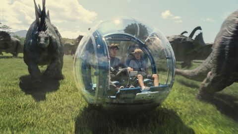 'Jurassic World' recaudó más de $500 millones en su primer fin de semana en todo el mundo: un récord histórico.