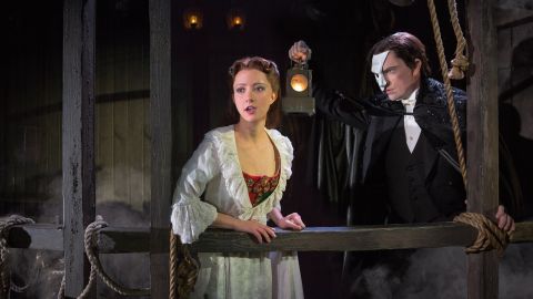 Katie Travis y Chris Mann son las estrellas del tour de 'The Phantom of the Opera', ya en LA.