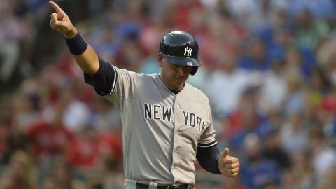 Alex Rodríguez y los Yankees se dieron un festín el martes en Arlington, al anotarle 21 carreras a los Rangers.