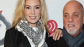 Billy Joel y su ahora esposa Alexis Roderick.