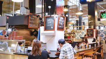 La Tostadería, La Casa Verde y Ana María son tres de los establecimientos que no te puedes perder en el Grand Central Market.