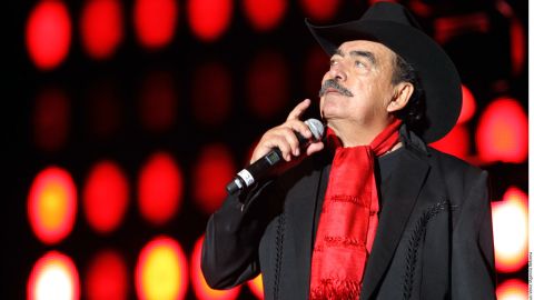 Joan Sebastian sufrió durante sus últimas horas de vida, según su doctor.