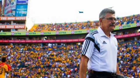 Ricardo "Tuca" Ferretti cuenta con todas las credenciales para llegar al Tri, pero no le encanta la idea y su mal genio siempre puede ser un problema.