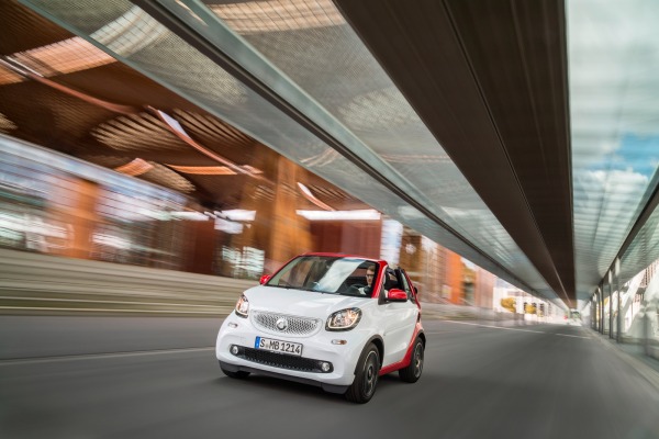 Smart fortwo cabrio tritop - Revista Carro