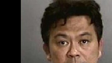 Percival Aguilar Agoncillo, de 44 años, fue arrestado por llevar un arma a Disneyland.