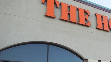 A pesar de que la primavera es la temporada con más ventas para Home Depot, hacen ajustes por coronavirus.