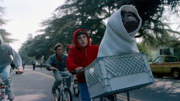 'E.T.' se proyectará con música en directo en el Hollywood Bowl el 4, 5 y 6 de septiembre. Es un estreno mundial.