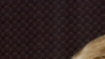 El comisionado de la NFL, Roger Goodell, y el dueño de los Patriots, Robert Kraft, sonríen en el podio tras el pasado Super Bowl en Arizona.