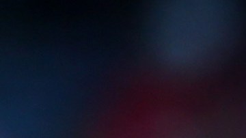 David Murphy es felicitado por sus compañeros de los Angels luego de batear el hit de la victoria.