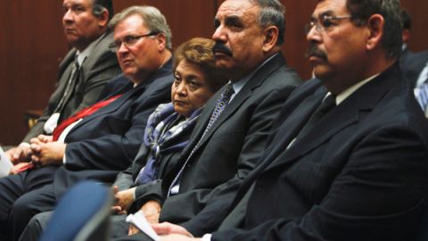 Los concejales acusados en el caso de corrupción en la Ciudad de Bell. De izquierda a derecha, Luis Artiga, George Cole, Teresa Jacobo, Oscar Hernández y George Mirabal.