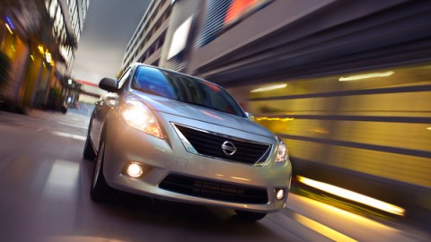 El nuevo Nissan Versa 2012 es uno de los vehículos compactos preferidos en el mercado.