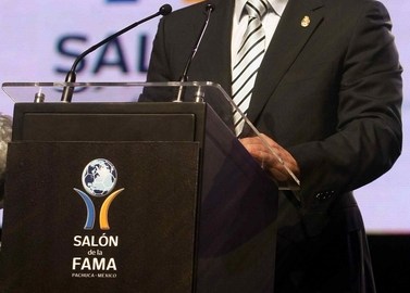 'Chepo' de la Torre y la selección iniciarán el 2012 ante peligrosos rivales.