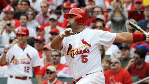 El toletero caribeño abandona a los Cardenales de San Luis por una mejor oferta en California.