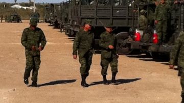 Soldados mexicanos se instalan en Ciudad Mier, Tamaulipas, como parte de la lucha contra el crimen organizado.