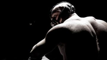 Un irreconocible Tom Hardy es Bane en 'The Dark Knight Rises', que se estrena en julio próximo.