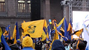 Miles de aficionados vieron el partido por medio de las pantallas gigantes instaladas en la Macroplaza.