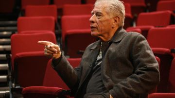 'El teatro permite dar voz a quien no la tiene', dice Bill Virchis.