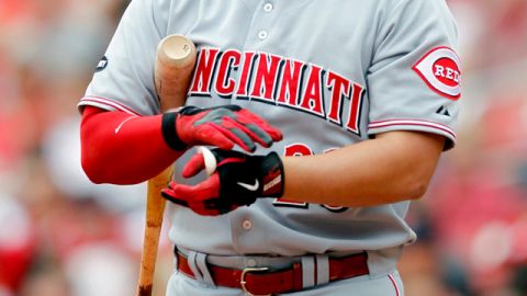 Mat Latos va feliz a Cincinnati pese a haber sido sorprendido.