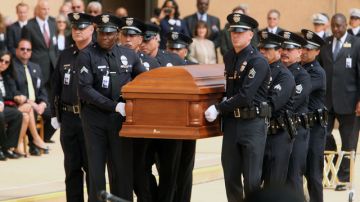 Funeral de exjefe de LAPD Daryl Gates el año pasado. El departamento no ha tenido bajas en 2011.