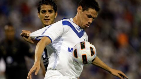 A los 36 años, Guillermo Franco cumplió una buena campaña con Vélez Sarsfield, que le ha servido para regresar al futbol mexicano.