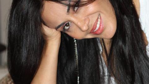 Carla Ortiz es la protagonista de 'The Man Who Shook The Hand of Vicente Fernández'.