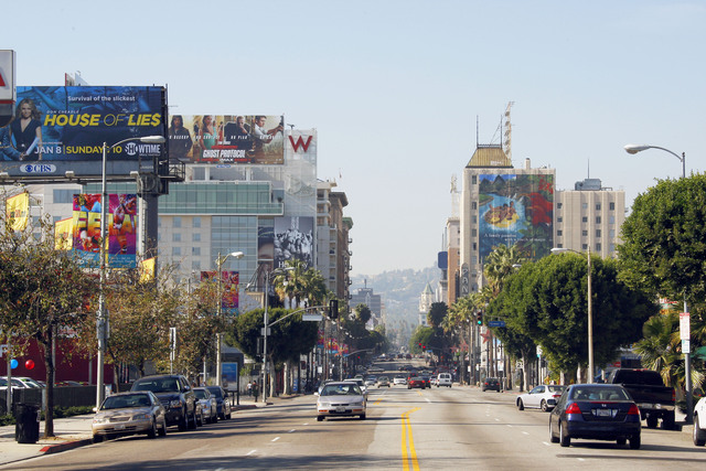 En el famoso bulevar Hollywood  la mayoría de los edificios tienen una altura máxima de doce pisos, pero eso podría pronto cambiar.