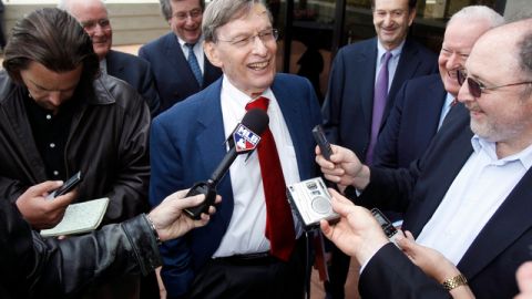 Bud Selig no ocultó su satisfacción al hablar ayer  con los medios.